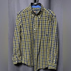 Chaps by Ralph Lauren button down shirt, size medium.  Excellent condition